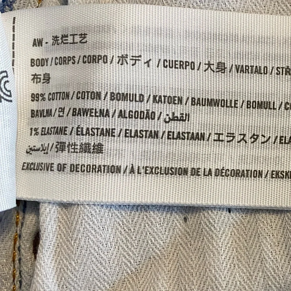 Abercrombie & Fitch 90s Relaxed High Rise Curve Love Jeans Size 29 - Picture 13 of 14